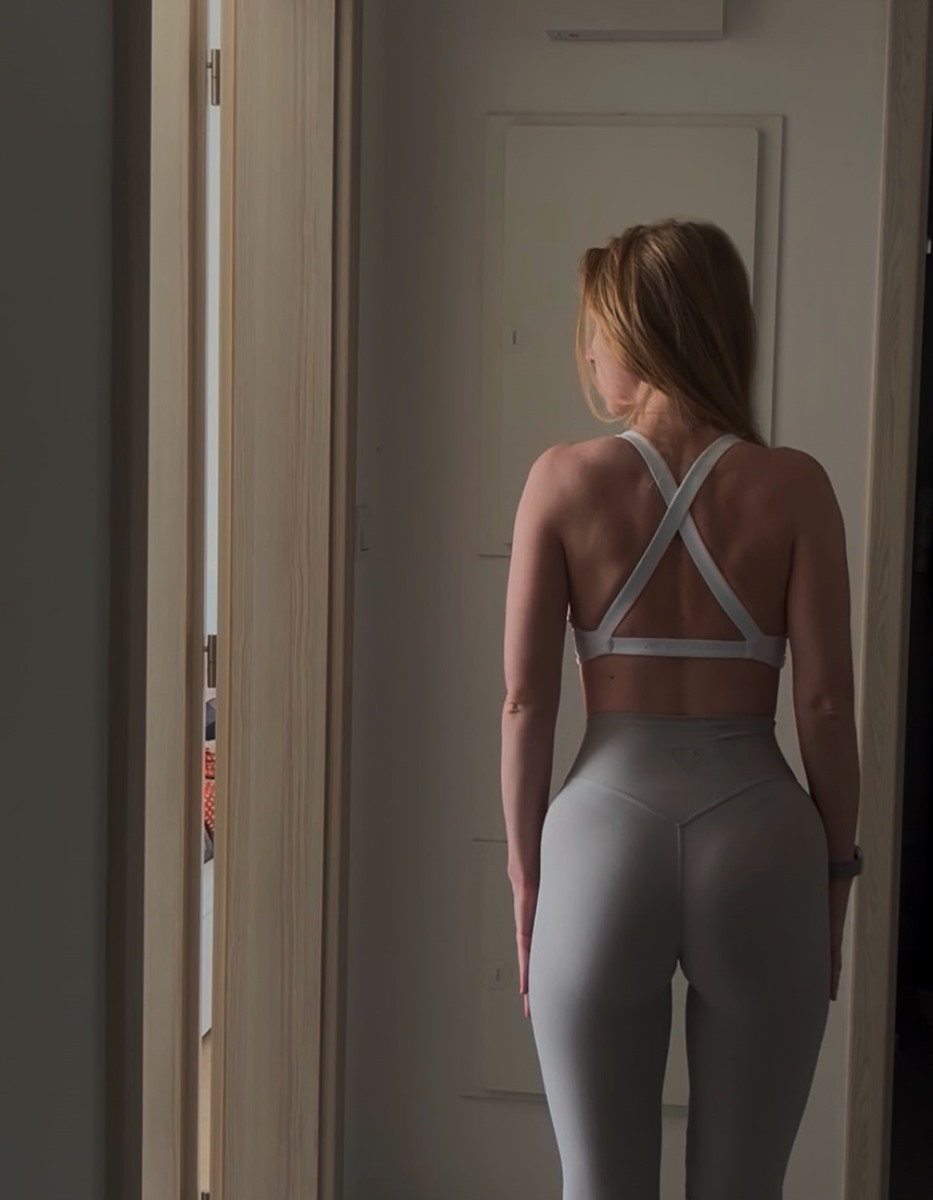  4/4